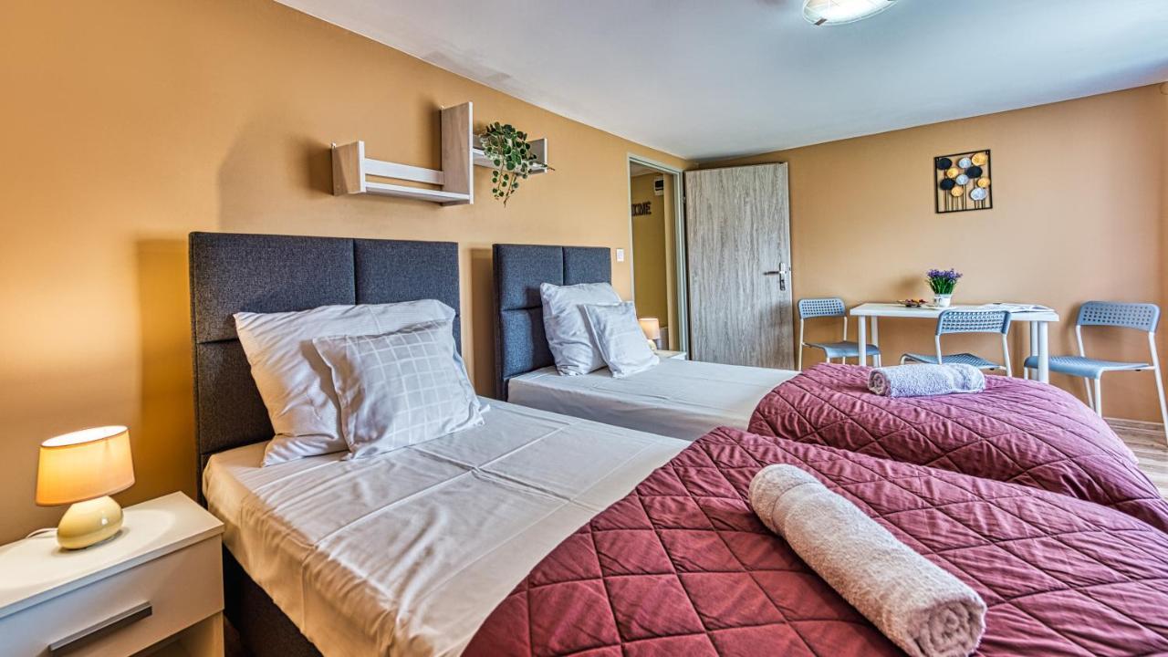 Maja Pokoje Z Widokiem Kameralna Agroturystyka Na Pogorzu Izerskim Z Sauna I Jacuzzi (Adults Only) Mirsk Екстериор снимка